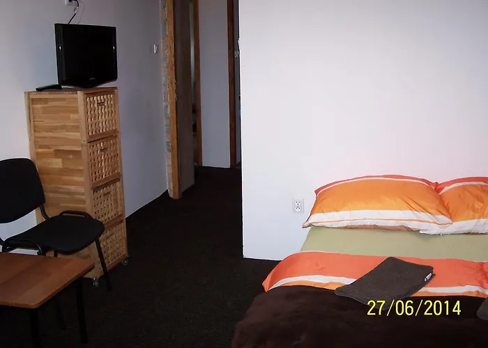 Auberge de jeunesse Film *