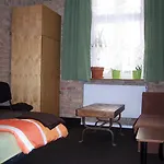 Hostel Film