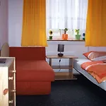 Film Hostel *