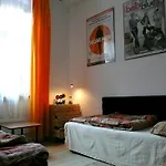 Hostel Film