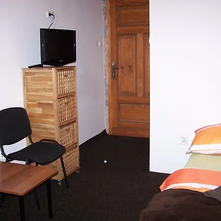 Film Hostel *